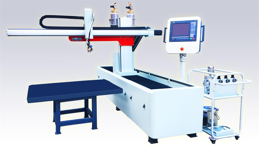 事事達(dá)環(huán)保型自動噴漆機(jī).JPG
